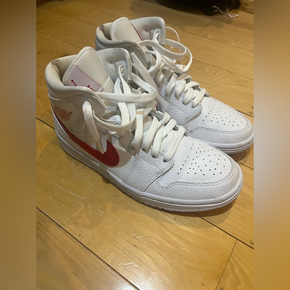 Nike Air Jordan Red and White Size 8